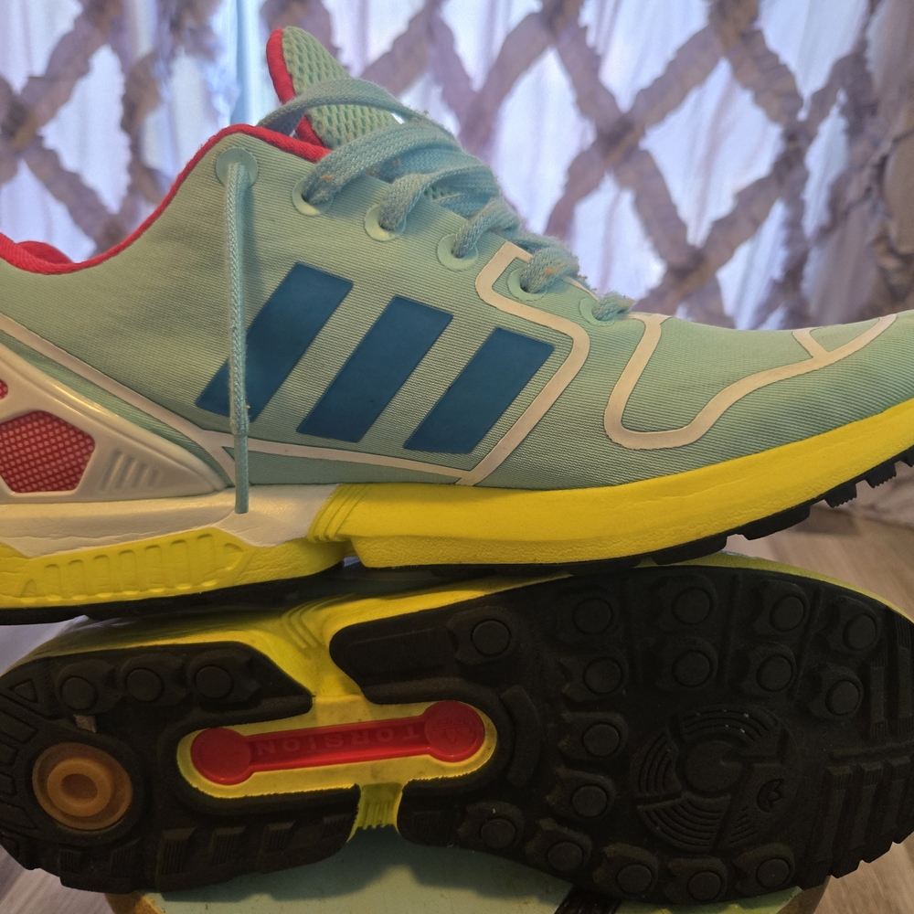 Adidas Techfit Men's Blue and Yellow Sneakers